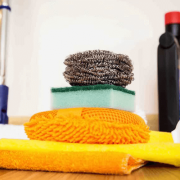 شركة تنظيف منازل بجازان تستخدم أفضل المنظفات